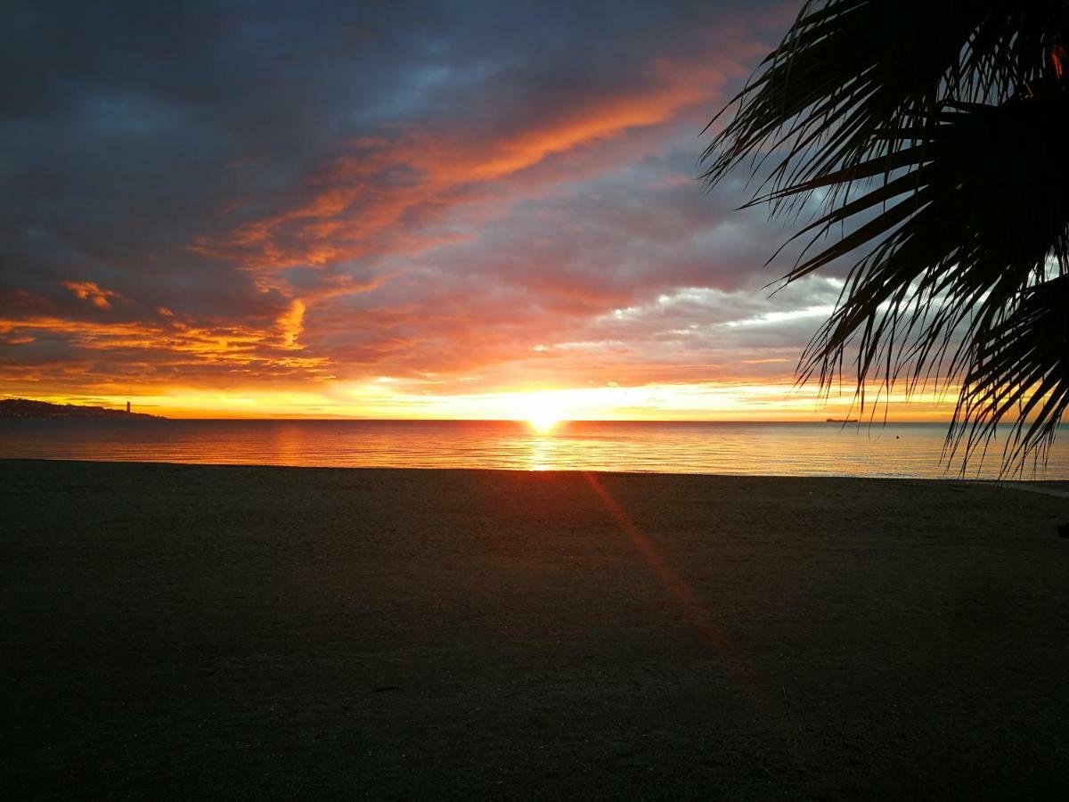Apartamento Lujo Frente Al Mar Centro De Malaga Ngoại thất bức ảnh
